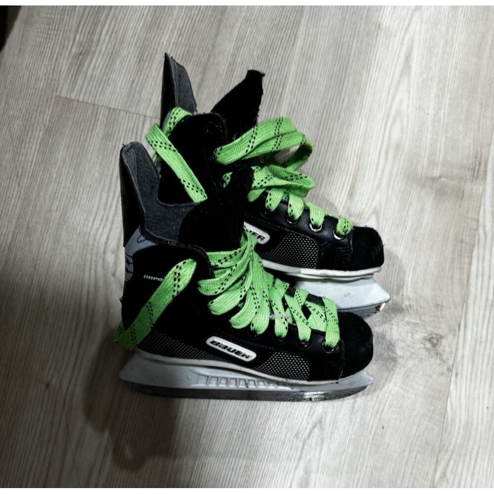 Riedell Youth Ice Hockey Skates Size 12 Black Green Lace Closure